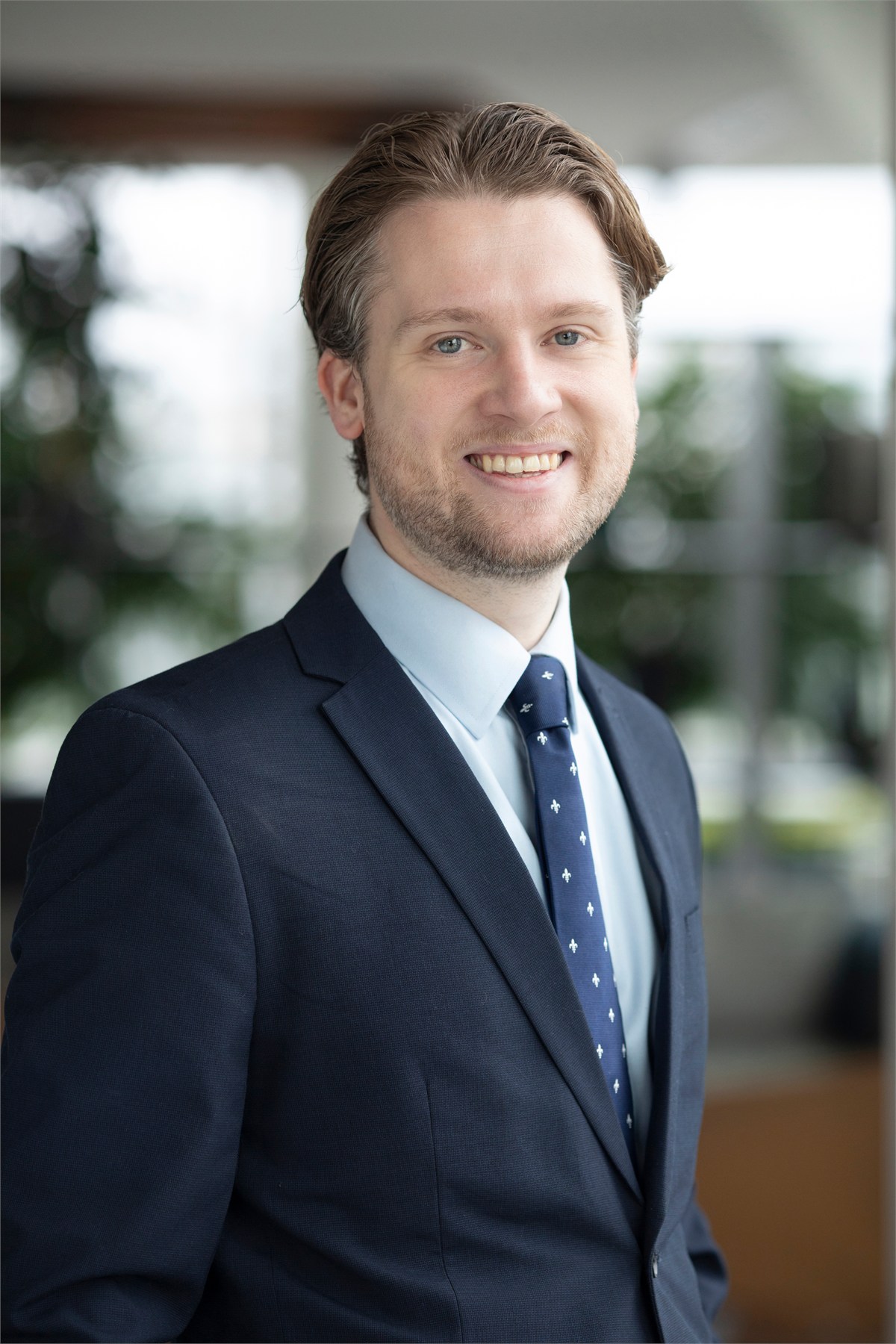 Elliot Clayton Le Sueur, Financial Adviser